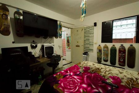 Casa à venda com 250m², 3 quartos e 2 vagasEdícula - Quarto