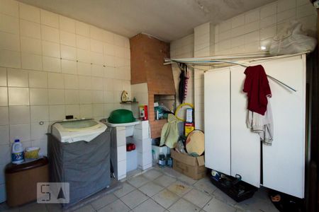 Casa à venda com 250m², 3 quartos e 2 vagasLavanderia 