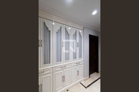 Apartamento para alugar com 336m², 4 quartos e 5 vagas Apartamento para alugar com 336m², 4 quartos e 5 vagasDetalhe