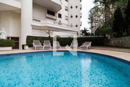 Apartamento para alugar com 336m², 4 quartos e 5 vagas Apartamento para alugar com 336m², 4 quartos e 5 vagasÁrea comum