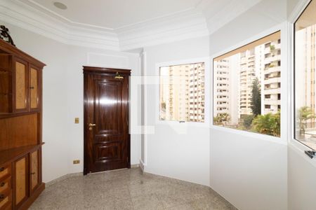Apartamento para alugar com 336m², 4 quartos e 5 vagas Apartamento para alugar com 336m², 4 quartos e 5 vagasvaranda