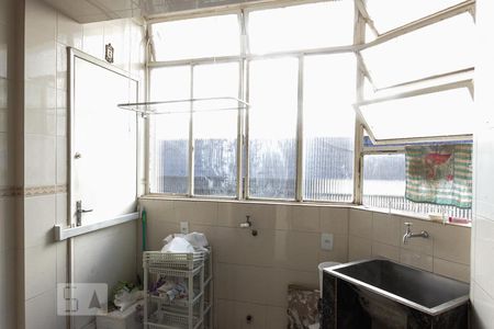 Apartamento à venda com 220m², 4 quartos e 1 vaga Apartamento à venda com 220m², 4 quartos e 1 vagaÁrea de Serviço