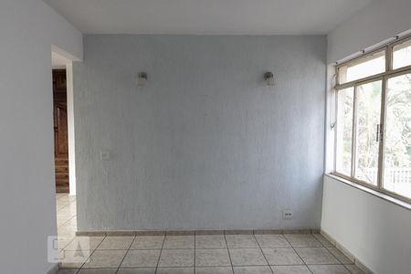 Apartamento à venda com 220m², 4 quartos e 1 vaga Apartamento à venda com 220m², 4 quartos e 1 vagaSala