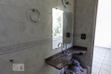 Apartamento à venda com 220m², 4 quartos e 1 vaga Apartamento à venda com 220m², 4 quartos e 1 vagaBanheiro da Suíte