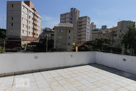 Apartamento à venda com 220m², 4 quartos e 1 vaga Apartamento à venda com 220m², 4 quartos e 1 vagaTerraço
