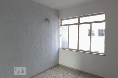 Apartamento à venda com 220m², 4 quartos e 1 vaga Apartamento à venda com 220m², 4 quartos e 1 vagaSala