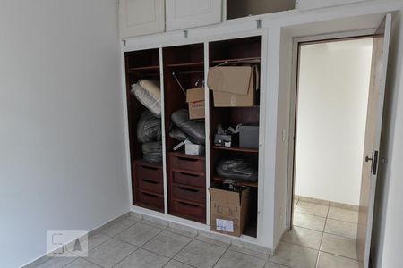 Apartamento à venda com 220m², 4 quartos e 1 vaga Apartamento à venda com 220m², 4 quartos e 1 vagaQuarto 1