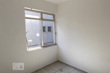 Apartamento à venda com 220m², 4 quartos e 1 vaga Apartamento à venda com 220m², 4 quartos e 1 vagaQuarto 2