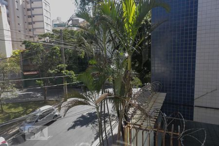 Apartamento à venda com 220m², 4 quartos e 1 vaga Apartamento à venda com 220m², 4 quartos e 1 vagaQuarto 2