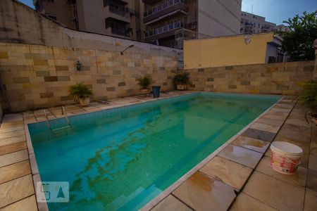 Casa à venda com 333m², 4 quartos e 5 vagasPiscina