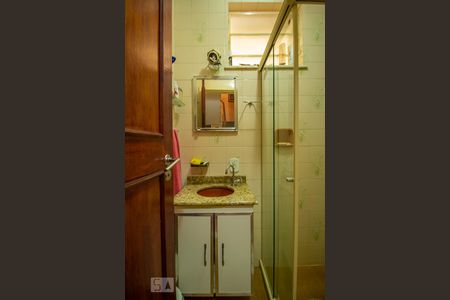 Casa à venda com 333m², 4 quartos e 5 vagasBanheiro 3