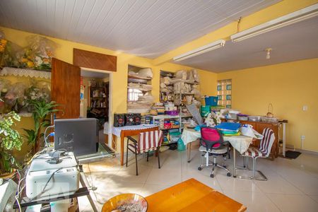 Casa à venda com 333m², 4 quartos e 5 vagasSalão