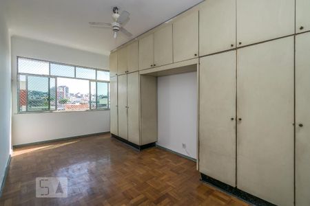 Apartamento à venda com 78m², 2 quartos e 1 vagaQuarto 2