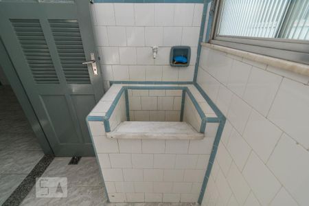 Apartamento à venda com 78m², 2 quartos e 1 vagaÁrea de Serviço