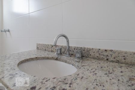 Apartamento à venda com 180m², 3 quartos e 3 vagasBanheiro da Suíte 2