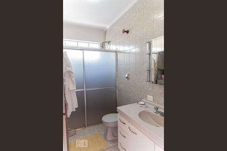 Casa à venda com 500m², 5 quartos e 11 vagasBanheiro da Suíte 4