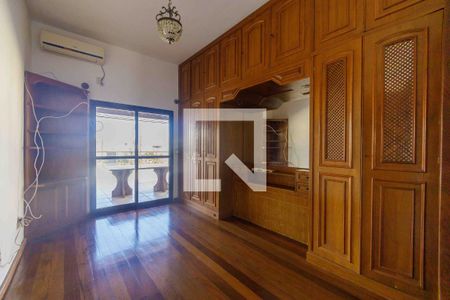 Apartamento para alugar com 260m², 3 quartos e 2 vagas Apartamento para alugar com 260m², 3 quartos e 2 vagasSuíte