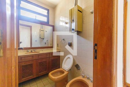 Apartamento para alugar com 260m², 3 quartos e 2 vagas Apartamento para alugar com 260m², 3 quartos e 2 vagasBanheiro Social