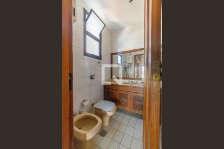 Apartamento para alugar com 260m², 3 quartos e 2 vagas Apartamento para alugar com 260m², 3 quartos e 2 vagasBanheiro da Suíte