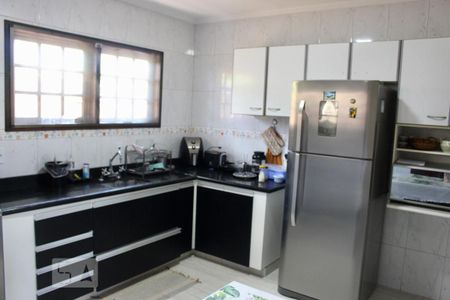 Casa de condomínio à venda com 230m², 3 quartos e 3 vagasCozinha