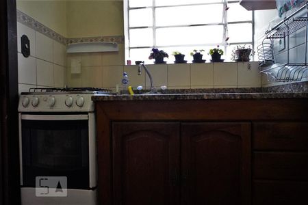 Apartamento à venda com 64m², 2 quartos e sem vagaCozinha