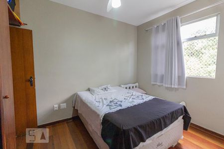 Apartamento à venda com 161m², 3 quartos e 3 vagas Apartamento à venda com 161m², 3 quartos e 3 vagasSuíte