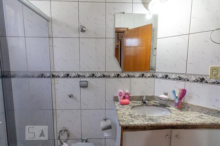 Apartamento à venda com 161m², 3 quartos e 3 vagas Apartamento à venda com 161m², 3 quartos e 3 vagasBanheiro da Suíte