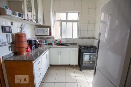 Apartamento à venda com 161m², 3 quartos e 3 vagas Apartamento à venda com 161m², 3 quartos e 3 vagasCozinha