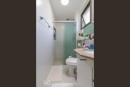Apartamento à venda com 102m², 4 quartos e 2 vagas Apartamento à venda com 102m², 4 quartos e 2 vagasBanheiro da Suíte 3