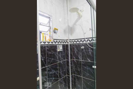 Apartamento à venda com 100m², 2 quartos e sem vaga Apartamento à venda com 100m², 2 quartos e sem vagaBanheiro Social