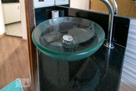 Apartamento à venda com 68m², 2 quartos e sem vaga Apartamento à venda com 68m², 2 quartos e sem vagaBanheiro