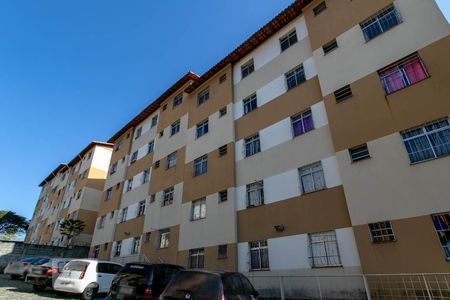 Apartamento à venda com 68m², 2 quartos e sem vaga Apartamento à venda com 68m², 2 quartos e sem vagaFachada