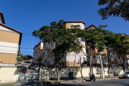 Apartamento à venda com 68m², 2 quartos e sem vaga Apartamento à venda com 68m², 2 quartos e sem vagaFachada