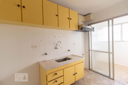 Apartamento à venda com 67m², 2 quartos e 1 vaga Apartamento à venda com 67m², 2 quartos e 1 vagaCozinha