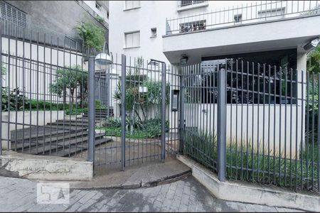 Apartamento à venda com 67m², 2 quartos e 1 vaga Apartamento à venda com 67m², 2 quartos e 1 vagaFachada