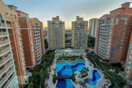 Apartamento para alugar com 165m², 3 quartos e 3 vagas Apartamento para alugar com 165m², 3 quartos e 3 vagasVista da Varanda