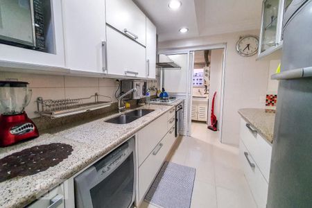 Apartamento para alugar com 165m², 3 quartos e 3 vagas Apartamento para alugar com 165m², 3 quartos e 3 vagasCozinha