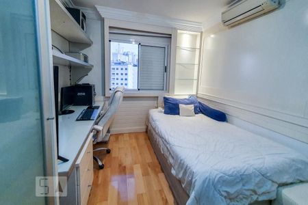 Apartamento para alugar com 165m², 3 quartos e 3 vagas Apartamento para alugar com 165m², 3 quartos e 3 vagasQuarto 2 - Suíte