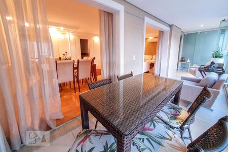 Apartamento para alugar com 165m², 3 quartos e 3 vagas Apartamento para alugar com 165m², 3 quartos e 3 vagasVaranda da Sala