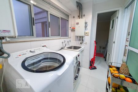 Apartamento para alugar com 165m², 3 quartos e 3 vagas Apartamento para alugar com 165m², 3 quartos e 3 vagasCozinha