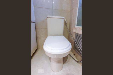 Apartamento para alugar com 165m², 3 quartos e 3 vagas Apartamento para alugar com 165m², 3 quartos e 3 vagasBanheiro da Suíte 1