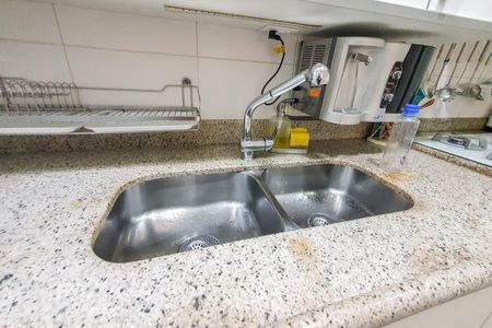 Apartamento para alugar com 165m², 3 quartos e 3 vagas Apartamento para alugar com 165m², 3 quartos e 3 vagasCozinha