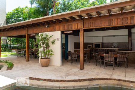 Apartamento para alugar com 165m², 3 quartos e 3 vagas Apartamento para alugar com 165m², 3 quartos e 3 vagasÁrea comum - Churrasqueira