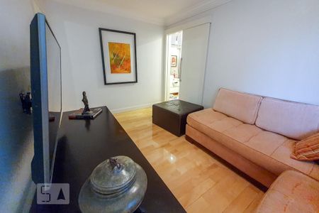 Apartamento para alugar com 165m², 3 quartos e 3 vagas Apartamento para alugar com 165m², 3 quartos e 3 vagasSala de TV