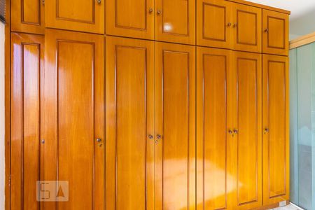 Quarto - Armários de kitnet/studio para alugar com 1 quarto, 45m² em Botafogo, Campinas