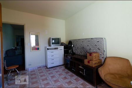 Quarto 1 de casa para alugar com 2 quartos, 100m² em Parque Boturussu, São Paulo