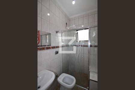 Casa à venda com 162m², 3 quartos e 2 vagasBanheiro 