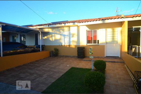 Casa de condomínio à venda com 605m², 2 quartos e 2 vagasFachada casa