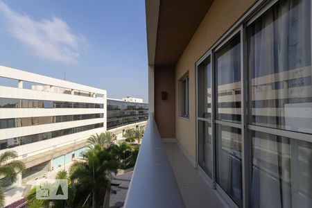 Apartamento para alugar com 60m², 2 quartos e 1 vagavaranda