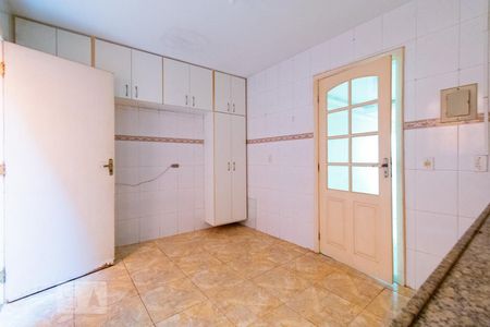 Casa de condomínio à venda com 200m², 3 quartos e 1 vagaCozinha